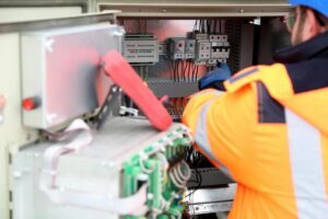 Emergency Electrician in Birmingham Fast, Safe & Reliable Solutions When You Need Them Most